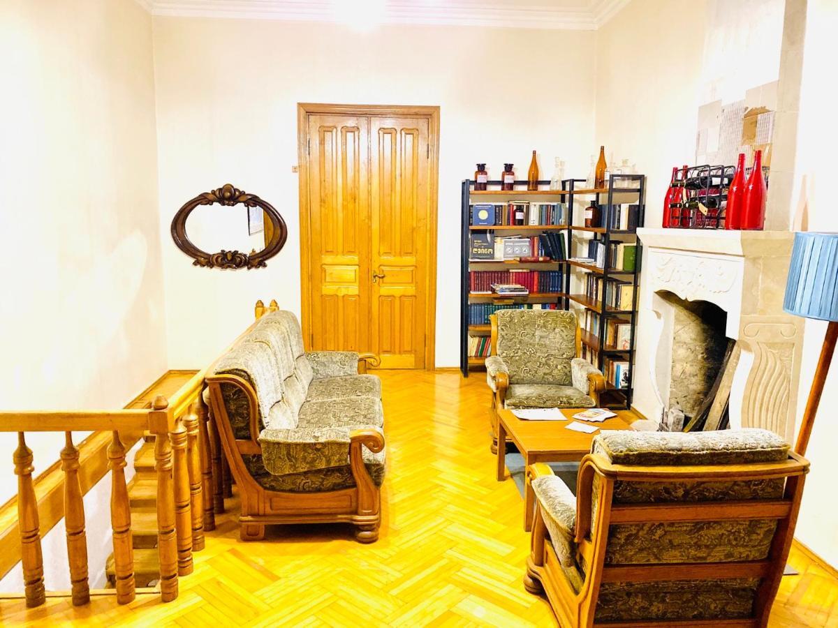 Zestafoni Guesthouse Zedafoni מראה חיצוני תמונה